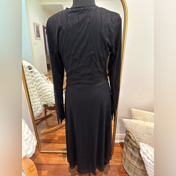 Rotate Birger Christensen Stretch Lace Deep V-Neck Long Sleeve Midi Dress - Picture 8 of 15